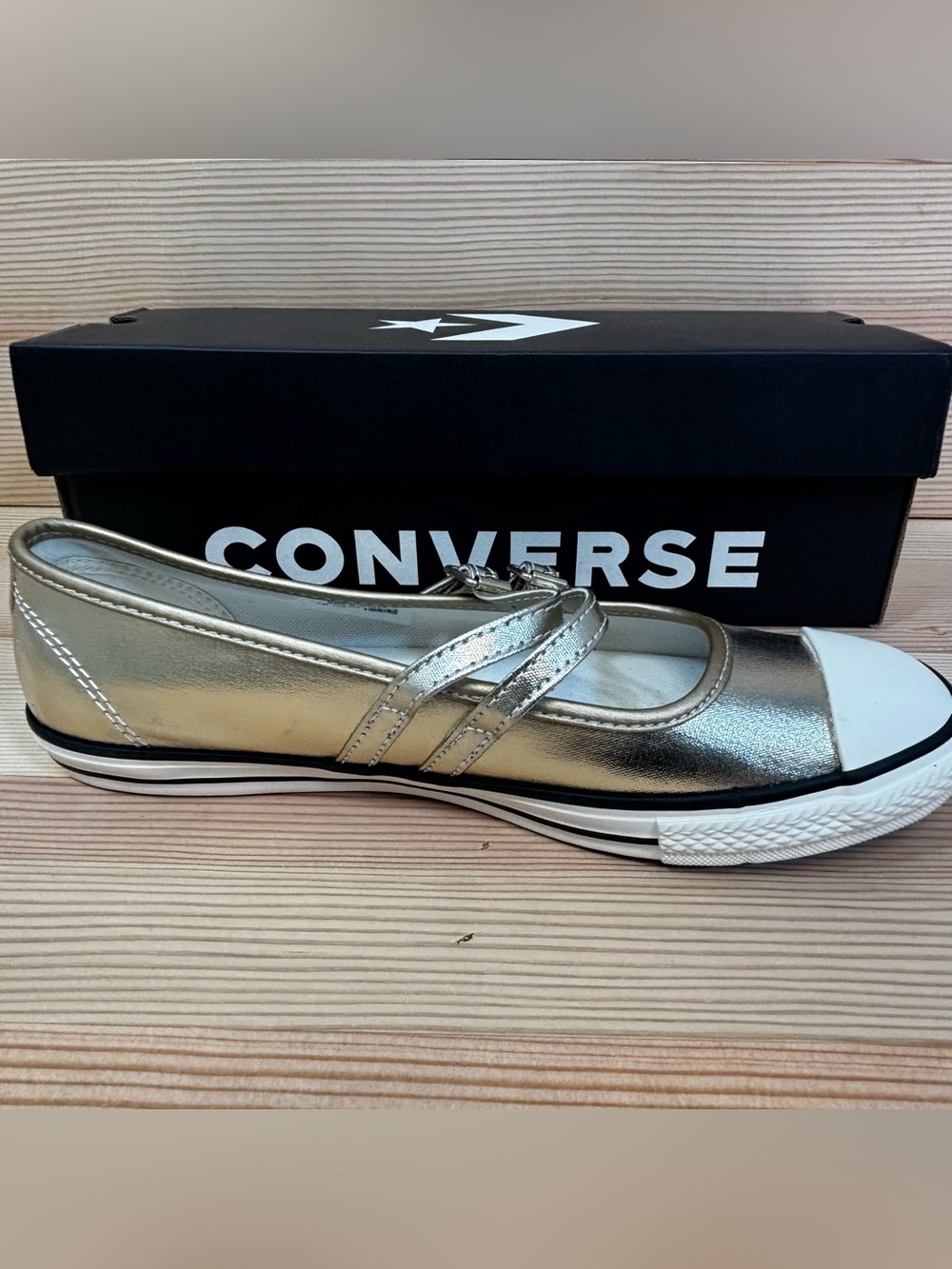 CONVERSE Women's Chuck Taylor All Star Dainty Mary Jane Sz 8.5 Light Gold - Picture 2 of 7